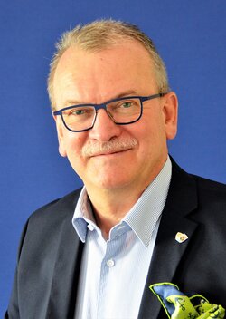 Dr. Günther Matheis